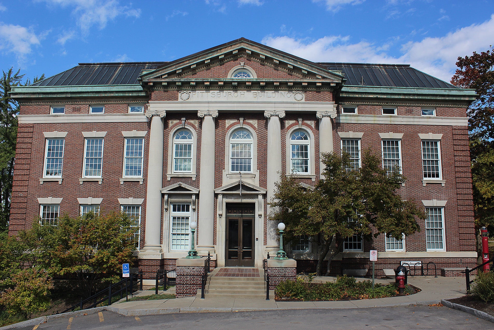 Rensselaer Polytechnic Institute Business School Maintains Prestigious  AACSB Business Accreditation | News & Events