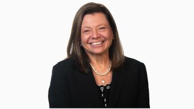 Headshot of Andrea Ballinger